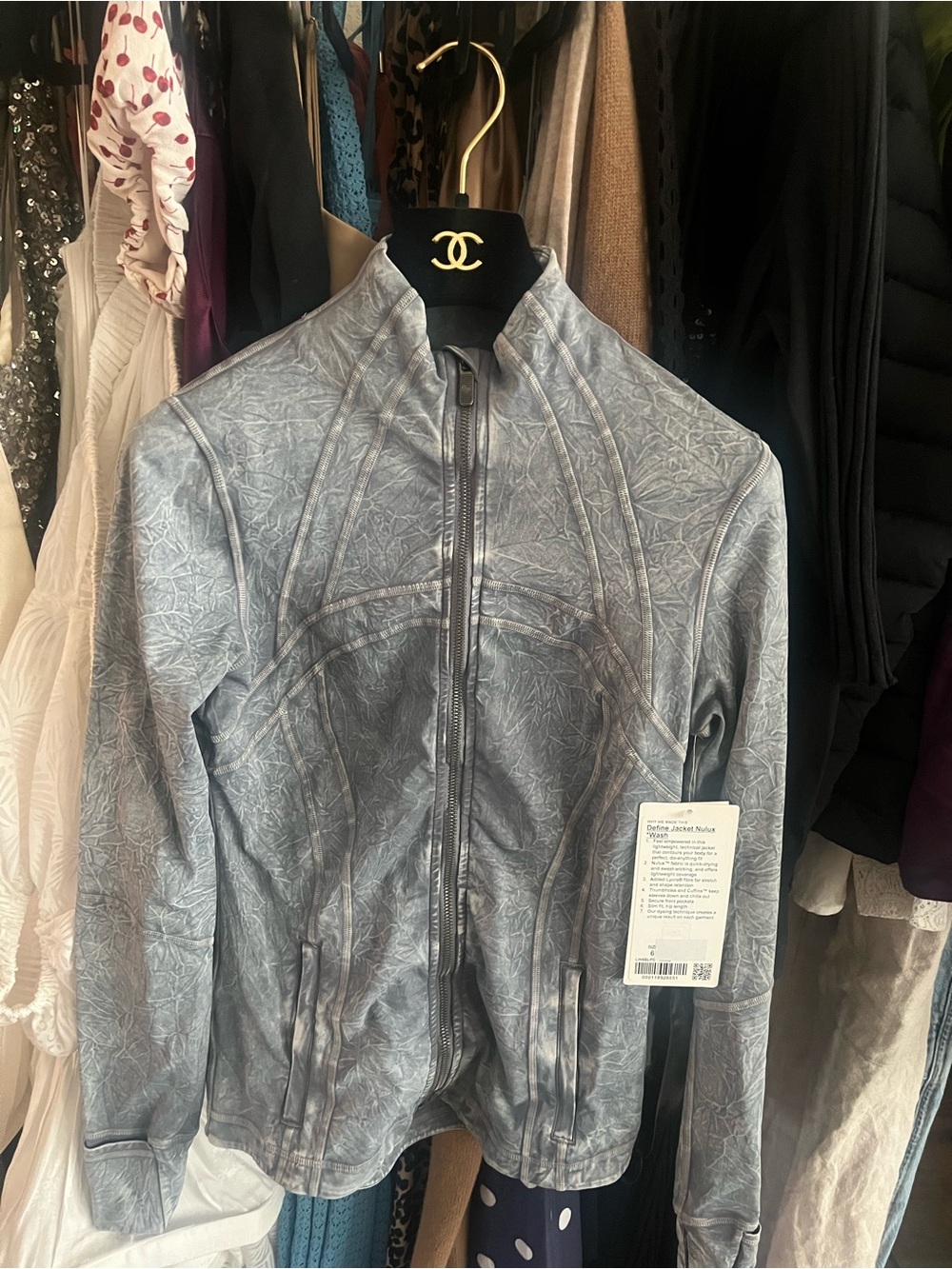 LULULEMON NWT Define Jacket size 6 👟👟👟👟👟👟👟👟👟👟